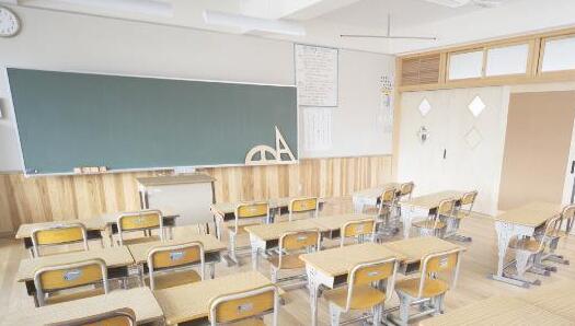 学校应该怎么去选择合理的教室灯